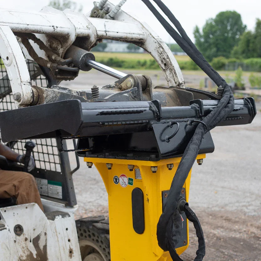 Skid steer hydraulic breaker mount